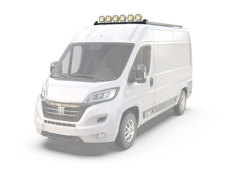 Regulowana owiewka Front Runner Slimpro Van z mocowaniem oświetlenia