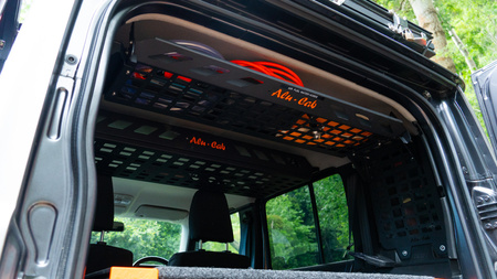 Wewnętrzna półka bagażowa Alu-Cab do pięciodrzwiowego Jimny