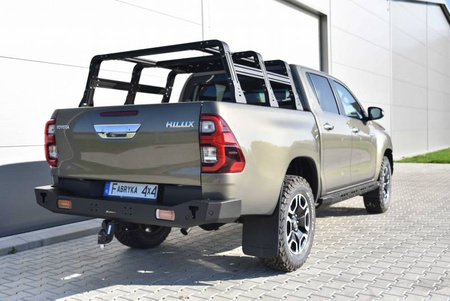 Zderzak tylny krótki z lampami LED Fabryka4X4 – Toyota Hilux Revo (od 2020)