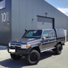 Zabudowa Alu-Cab Hardtop Canopy "Adventure" Toyota Land Cruiser 79 (1984+) D/Cab - Blacha Czarna, Gładka
