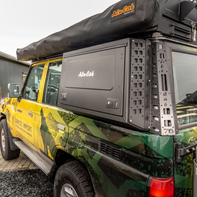 Szafka boczna Alu-Cab do dachu „THOR” – Land Cruiser 76 (lewa strona)