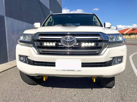 Zestaw lamp LED do grilla Lazer Lamps 2 × Triple-R 750 Gen2 Elite — Toyota Land Cruiser 200 (2019+)