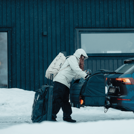 Box na hak Thule Onto 2 300 l – czarny
