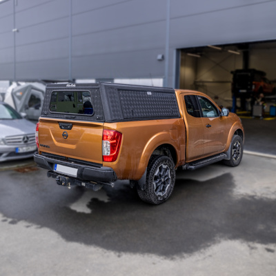 Hardtop Alu-Cab Explorer – Nissan Navara NP300 2016+ Extra Cab, blacha ryflowana
