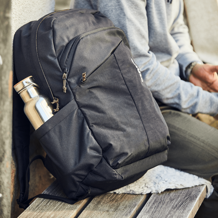 Plecak na laptopa Thule Indago 23 l – kolor brązowy Tinted Taupe