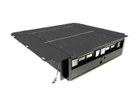 Zabudowa Front Runner z 6 skrzyniami Wolf Pack do Navary D40 Double Cab