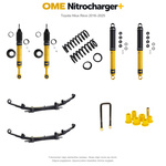 Zestaw zawieszenia OME Nitrocharger+ – Hilux Revo 2016–2025, 20/40 mm, lekki przód, stałe 600 kg z tyłu, wielopiórowe – bez dystansu przewodów hamulcowych
