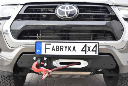 FABRYKA 4X4 ZDERZAK PRZÓD WERSJA SLIM TOYOTA HILUX REVO 