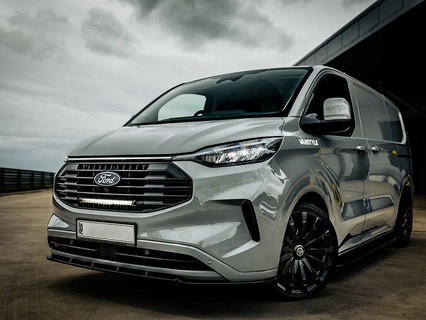 Zestaw lamp LED do grilla Lazer Lamps Glide-18 Elite ze światłem pozycyjnym — Ford Transit Custom (2024+)