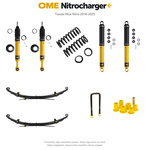 Zestaw zawieszenia OME Nitrocharger+ – Hilux Revo 2016–2025, 20/40 mm, lekki przód, stałe 300 kg z tyłu, wielopiórowe, mocniejsze tłumienie tyłu – bez dystansu przewodów hamulcowych