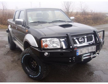 Zderzak przedni z bullbarem Fabryka4X4 – Nissan NP300 / Navara D22 01–04