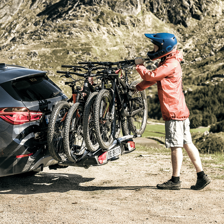 Adapter Thule VeloSpace XT do zamocowania trzeciego lub czwartego roweru na bagażniku bazowym