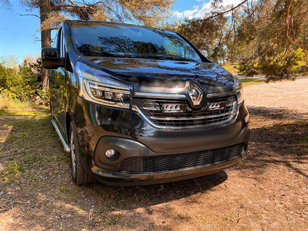Zestaw lamp LED do grilla Lazer Lamps 2 × Triple-R 750 Gen2 Elite — Renault Trafic (2019–2022)