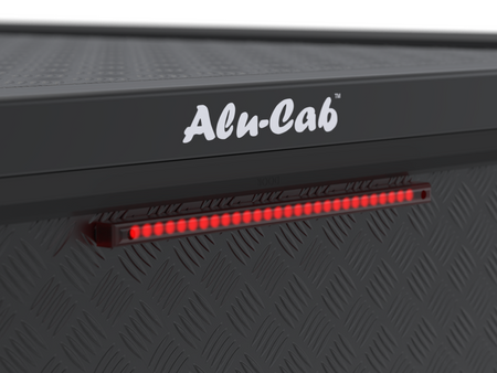 Zabudowa Alu-Cab Hardtop "Guard" Toyota Tundra (2022+) Long Bed z ryflowaną blachą