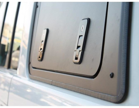 Lewe okno uchylne Front Runner Gullwing aluminium do Toyota Land Cruiser 76 – GWTL003