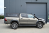 Zabudowa Alu-Cab Hardtop Canopy "Contour" Toyota Hilux Revo 2016+ Double Cab z oknami bocznymi