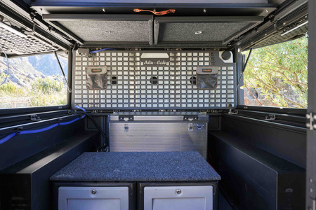 Odczepiana kabina Alu-Cab ModCAP Drive-Off