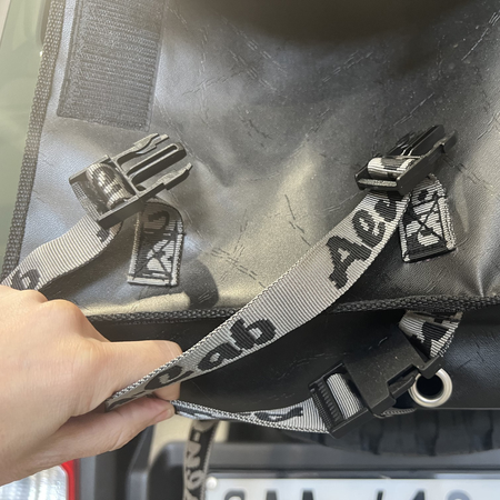 Torba na koło zapasowe Alu-Cab Small – czarna, wodoodporna, do opon do 28”