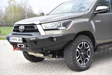 FABRYKA 4X4 ZDERZAK PRZÓD BEZ BULLBARA TOYOTA HILUX REVO