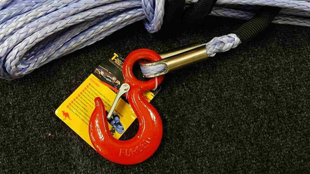 Lina syntetyczna do wyciągarki T-MAX Dyneema SK-75 7,5 mm × 15 m z hakiem