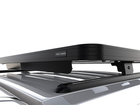 Bagażnik Front Runner Slimline II 1425 × 954 mm z szynami do zabudowy