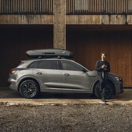 Box dachowy Thule Motion 3 M – czarny z połyskiem