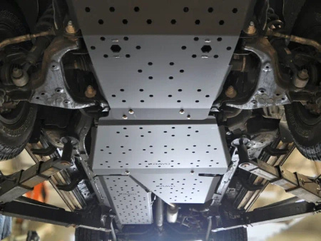 Komplet osłon podwozia Toyota Land Cruiser Prado 250 RAYO – grafitowy