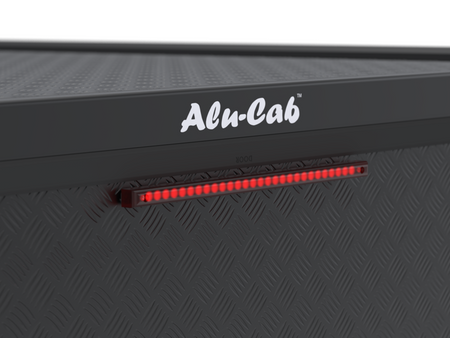 Zabudowa Alu-Cab Hardtop "Guard" Ford Ranger (2012-2022) Double Cab z ryflowaną blachą