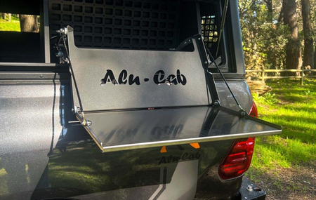 Stół kuchenny do zabudowy Contour Alu-Cab Contour Canopy Kitchen Table