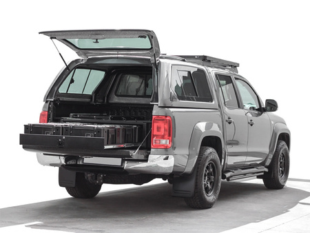 Zabudowa szufladowa Front Runner z 6 skrzyniami Wolf Pack do VW Amaroka Double Cab