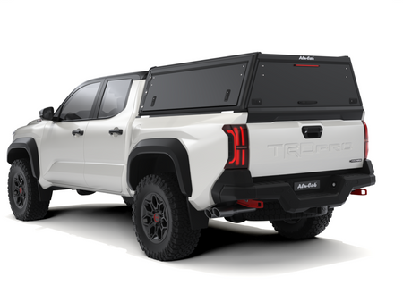 Zabudowa Alu-Cab Hardtop "Guard" Toyota Tacoma (2024+) Short Bed z gładką blachą