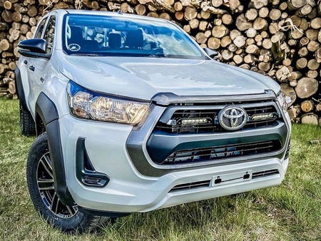 Zestaw lamp LED do grilla Lazer Lamps 2 × Linear 6 Standard — Toyota Hilux Revo (Com., Invincible) 2021+