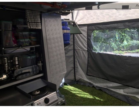 Ściany do markizy Alu-Cab Shadow Awning 270° – prawa strona