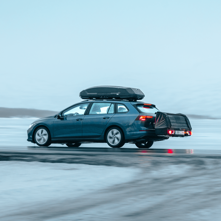 Box na hak Thule Onto 2 300 l – czarny