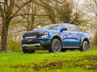 Zestaw lamp LED do grilla Lazer Lamps Triple-R 16 Elite — Ford Ranger Raptor 2023+