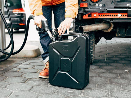 Stalowy kanister paliwowy Front Runner 20 l – czarny