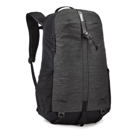 Plecak turystyczny Thule Nanum 18 l – czarny