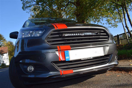 Zestaw lamp LED do grilla Lazer Lamps 1 × Linear-18 Elite Double E-Mark — Ford Transit Courier (2014–2018)