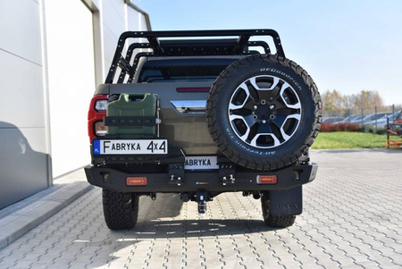 FABRYKA 4X4 ZDERZAK TYŁ KRÓTKI Z LAMPAMI LED TOYOTA HILUX REVO 2020 -