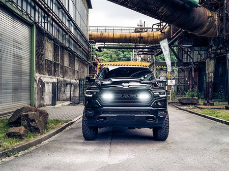 Zestaw lamp LED do grilla Lazer Lamps 2 × Linear-6 Standard — Dodge RAM 1500 DT Limited 2019+