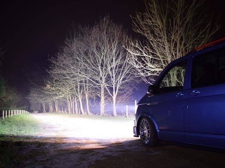Zestaw lamp LED do grilla Lazer Lamps 2 × Triple-R 750 Standard — Volkswagen T6 Highline / Trendline / Edition (2015+)