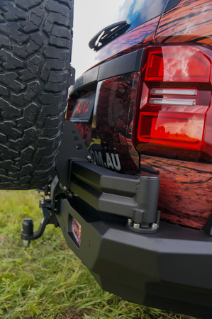 FABRYKA 4X4 Mocowanie modułowe prawe Toyota LCJ250 2024-