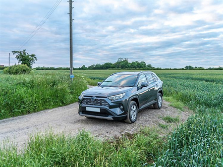 Zestaw lamp LED do grilla Lazer Lamps 1 × Linear-18 Elite Double E-Mark — Toyota RAV4 Hybrid (2019+)
