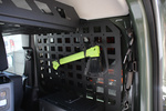 Wewnętrzny panel MOLLE Alu-Cab do Suzuki Jimny IV 3-drzwiowego — prawy
