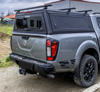 Hardtop Alu-Cab Contour – Nissan Navara NP300 2016+ Double Cab, bez okien bocznych