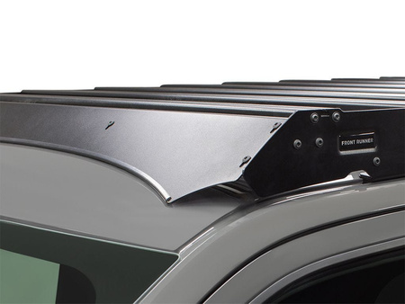 Pełny deflektor Front Runner Slimsport do Forda F150 Crew Cab z szyberdachem