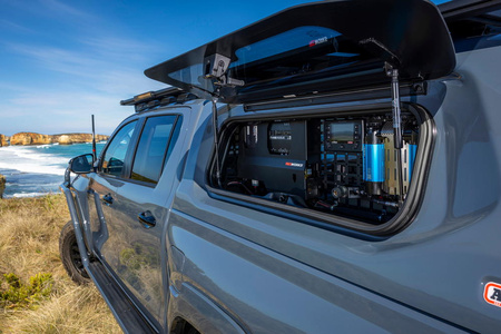 Boczny moduł schowka ARB Ascent do Toyoty Hilux (od 2026)